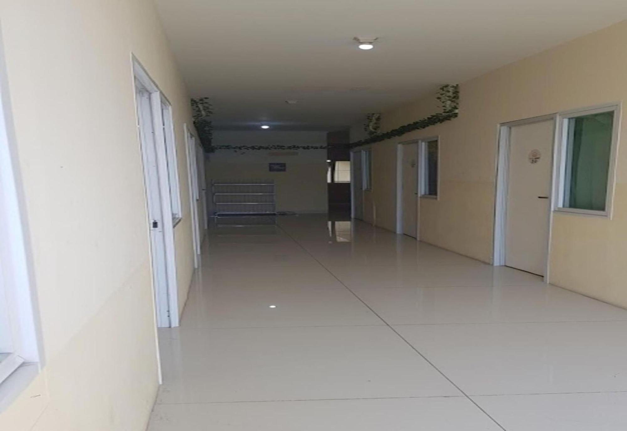 贝克西 Spot On 94166 Kost Bunda Syariah酒店 外观 照片