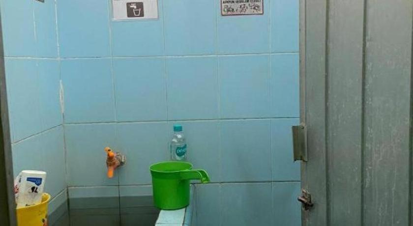 贝克西 Spot On 94166 Kost Bunda Syariah酒店 外观 照片