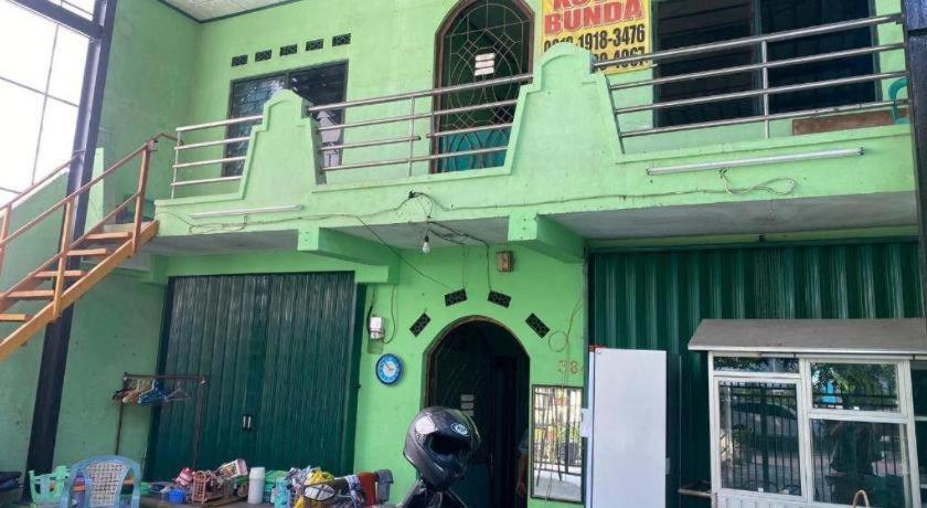 贝克西 Spot On 94166 Kost Bunda Syariah酒店 外观 照片